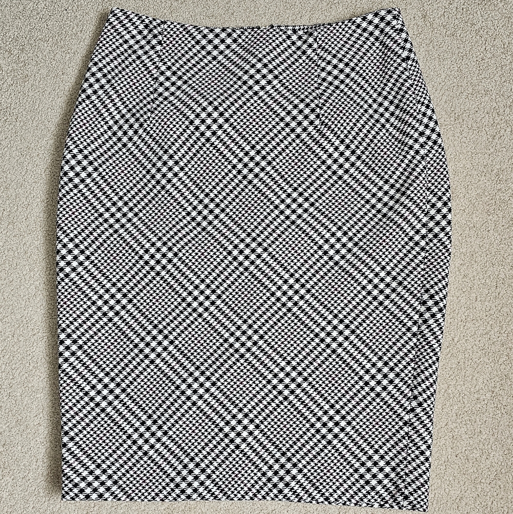 Houndstooth Pencil Skirt, office outfit, work wear business casual